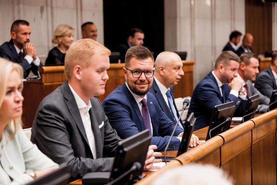 Stopka ropy a elektriny